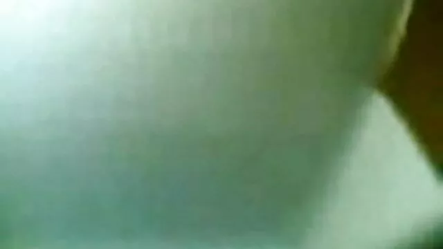 ทารกที่ชวนให้หลงใหล Nene Azami ให้ blowjob ดู วีดีโอ หนัง x สองเท่ากับสองแท่งแข็ง