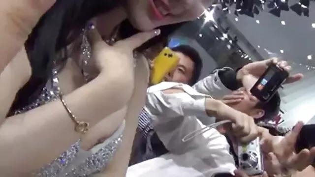 หัวโล้น หัว วีดีโอ หนัง เอก ซ์ แกน fucks ยาก ดำขำ กระเทย ใน ตำแหน่งคนชอบสุนัข